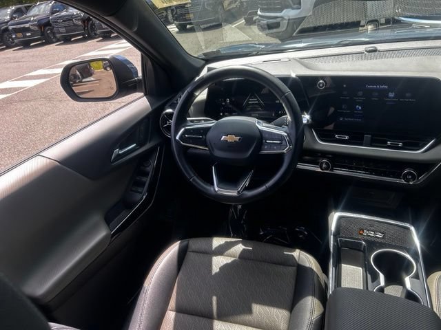 Used 2025 Chevrolet Equinox LT w/ Convenience Package II AWD/4WD image 24