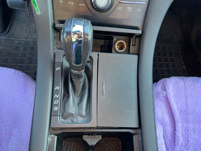 Used 2013 Ford Taurus SEL FWD image 17