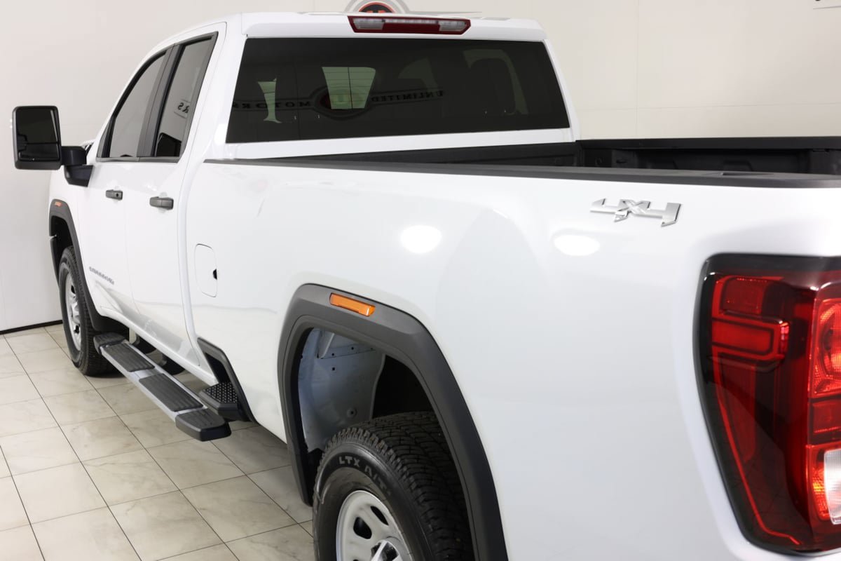 Used 2024 GMC Sierra 2500 Pro w/ Convenience Package AWD/4WD image 33