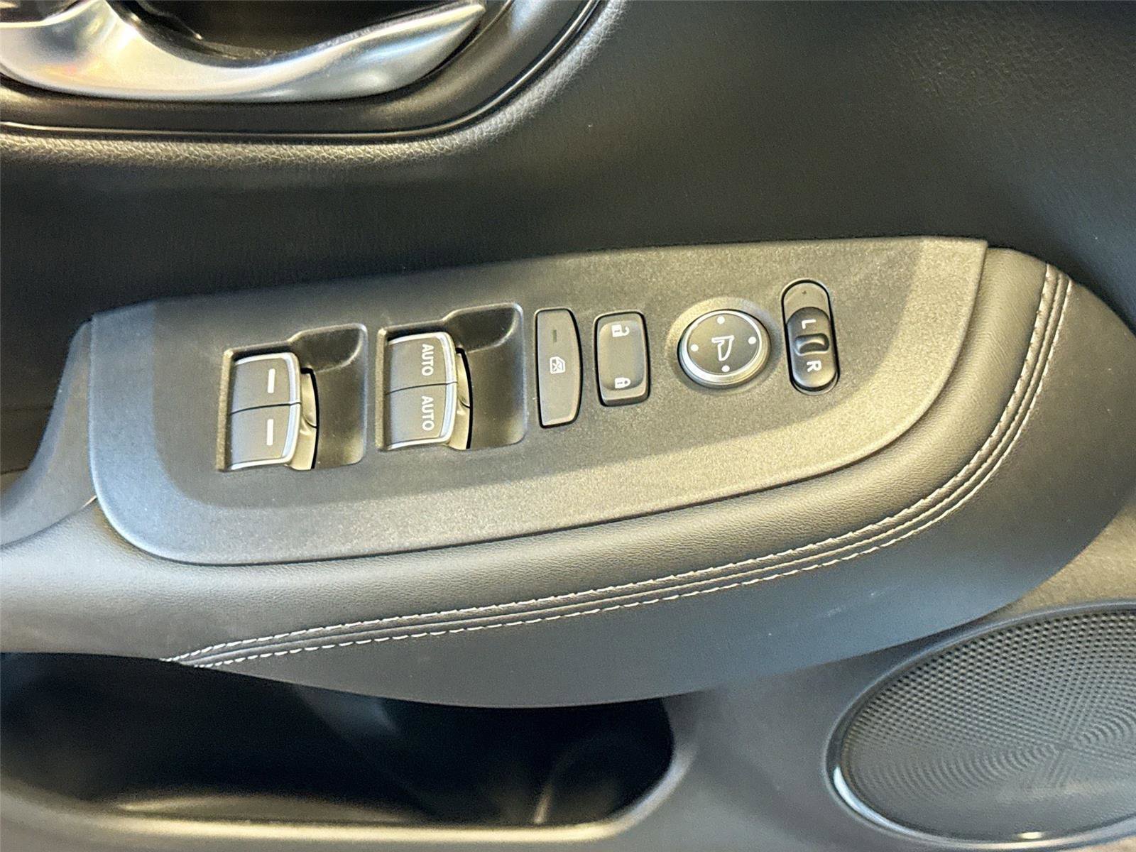 New 2027 Honda HR-V EX-L image 20