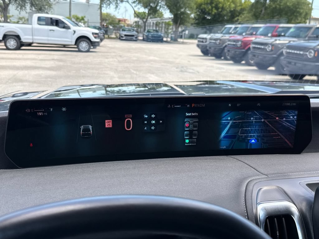Certified 2025 Ford Expedition Platinum AWD/4WD image 20