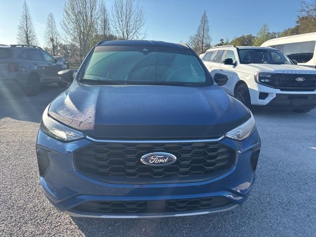 Used 2023 Ford Escape ST-Line w/ Equipment Group 301A image 2