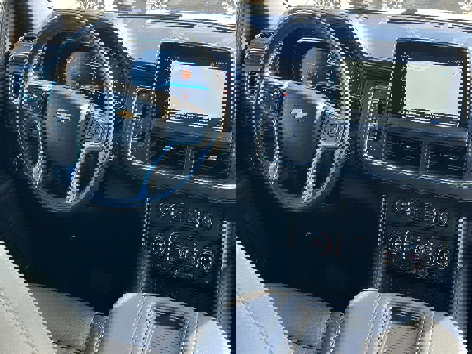 Used 2022 Chevrolet Tahoe LT w/ Luxury Package RWD image 23