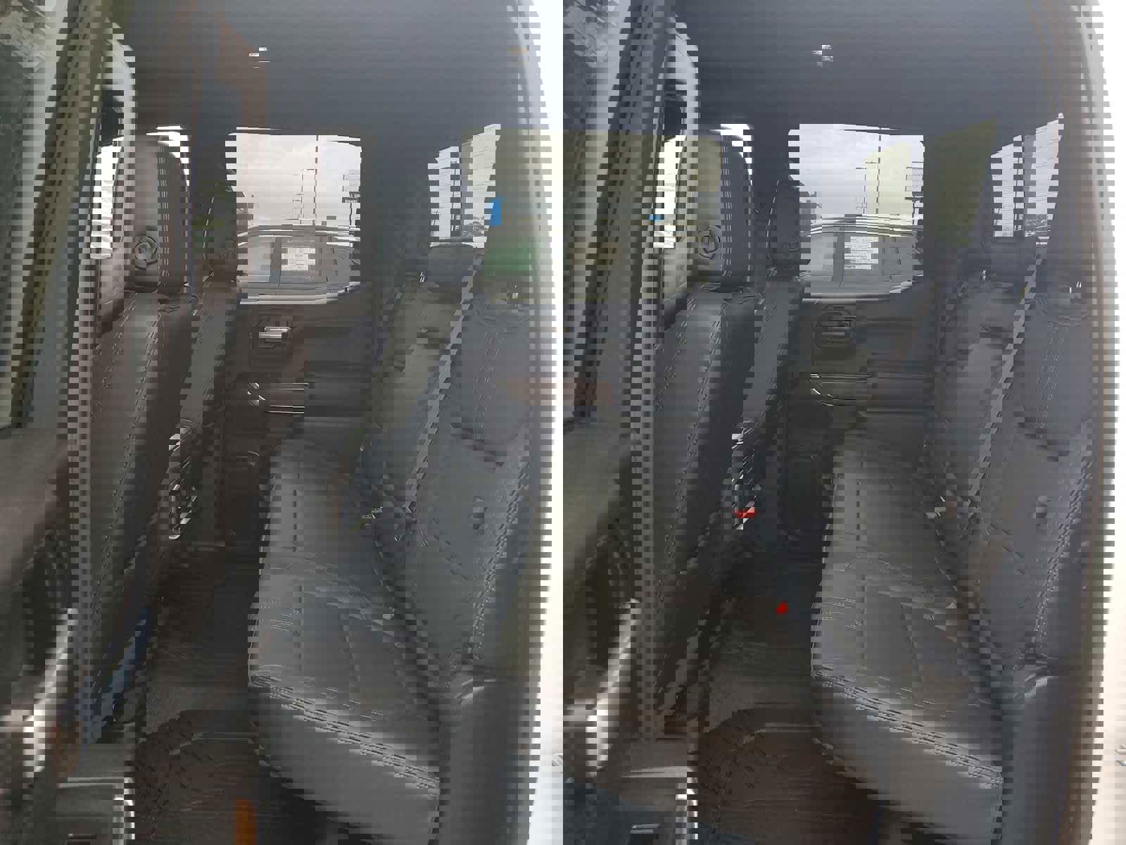 Certified 2021 Chevrolet Silverado 1500 High Country w/ Technology Package image 17