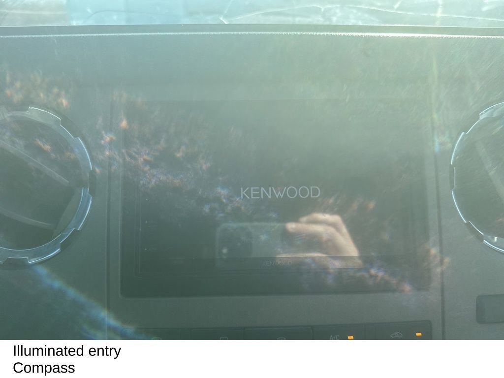 Used 2015 Ford F250 XLT w/ Snow Plow Prep Package image 20