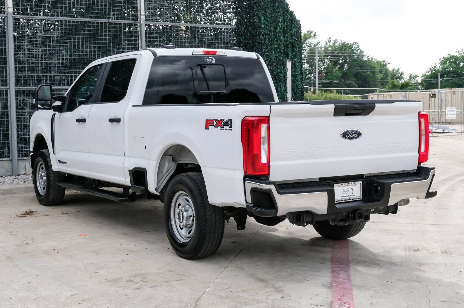 Used 2024 Ford F250 XL w/ XL Driver Assist Package AWD/4WD image 9