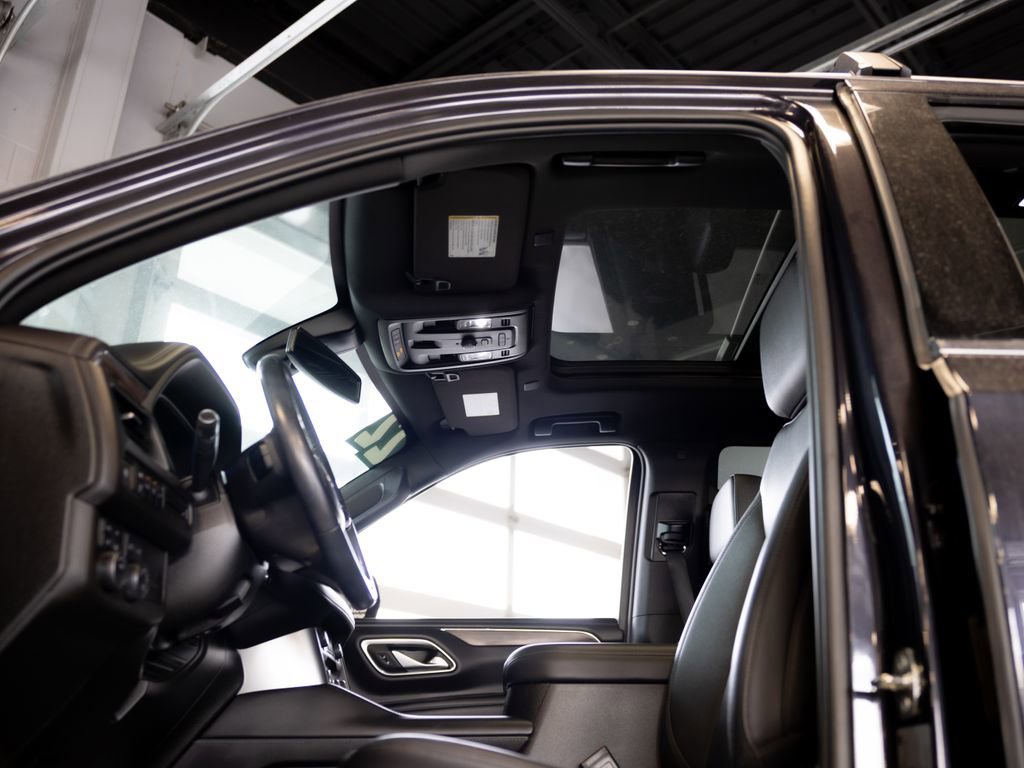 Used 2022 Chevrolet Tahoe LT image 9