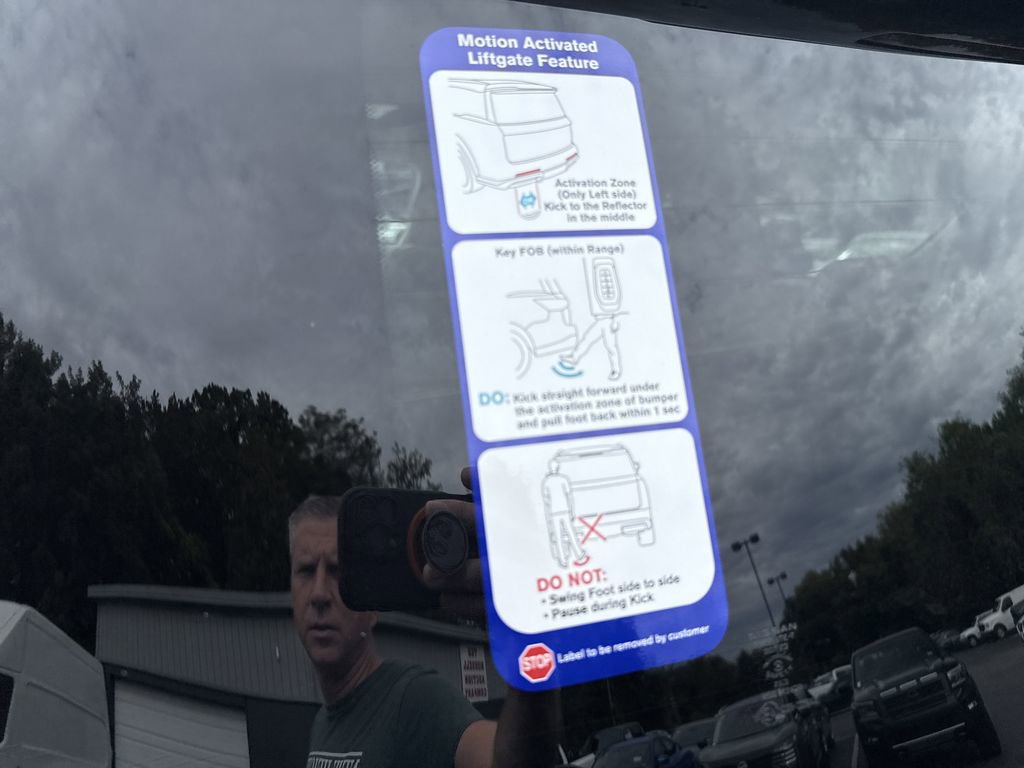 New 2026 Nissan Armada Platinum Reserve image 33