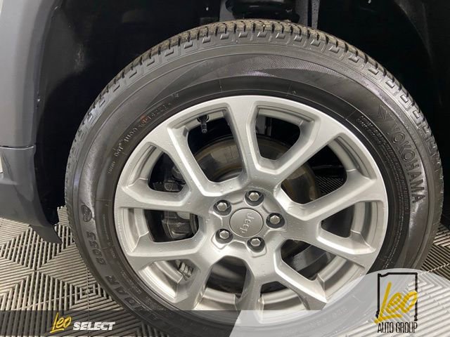 Used 2022 Jeep Compass Latitude image 28