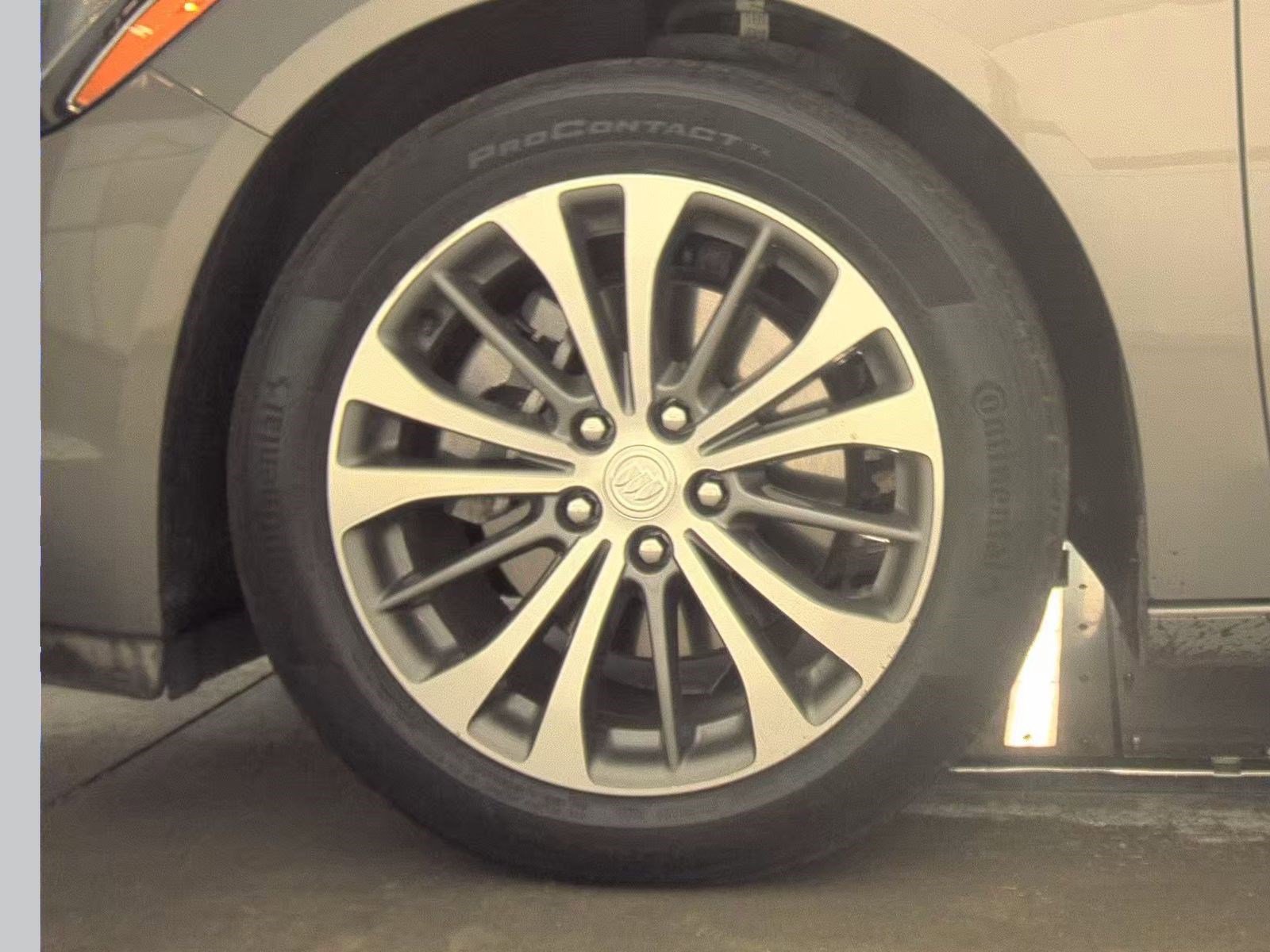 Used 2018 Buick LaCrosse Essence w/ Sights and Sounds Package image 9