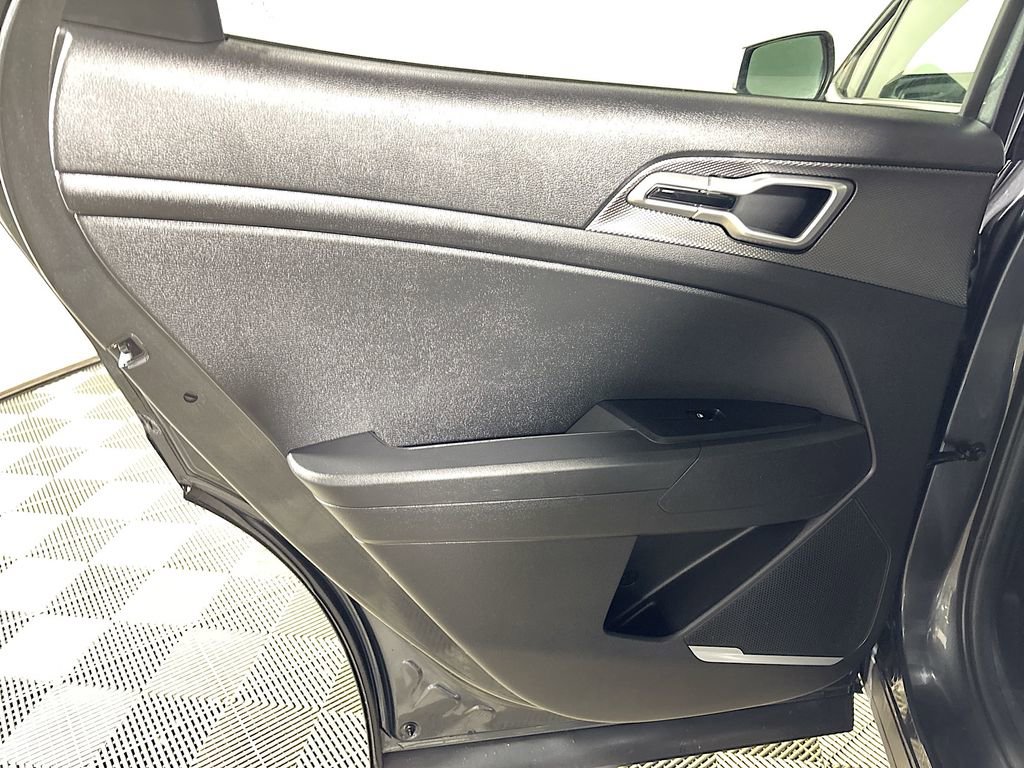 Used 2024 Kia Sportage LX image 18