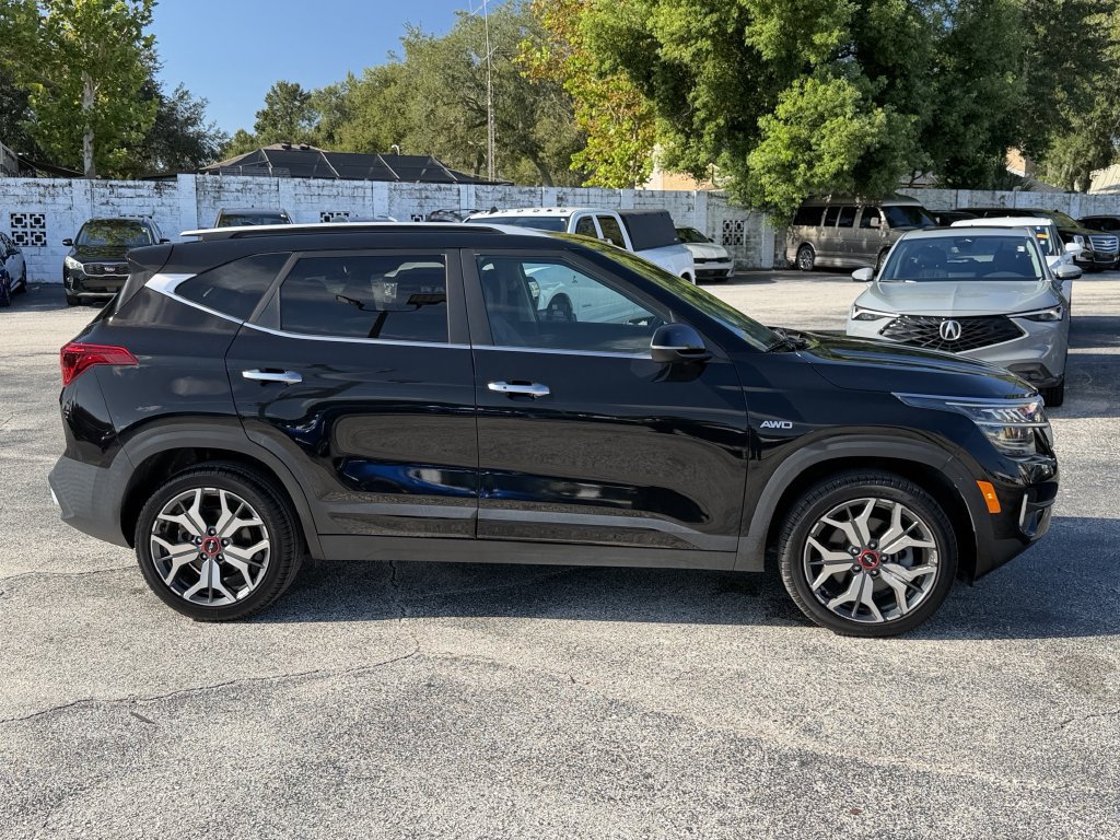 Certified 2023 Kia Seltos SX AWD/4WD image 4