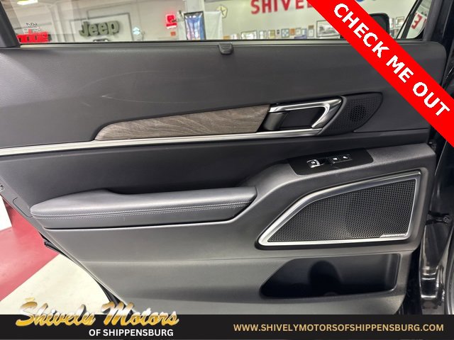 Used 2022 Kia Telluride SX w/ SX Prestige Package image 24