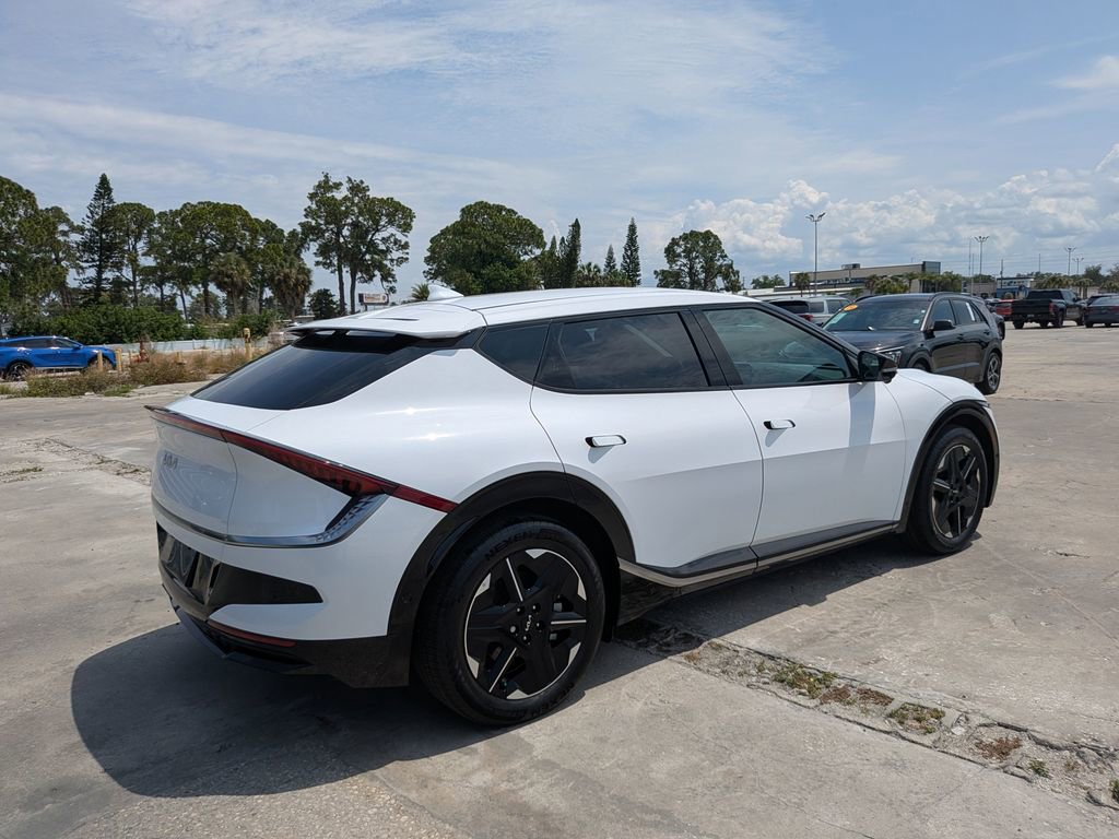Certified 2025 Kia EV6 Wind RWD image 8