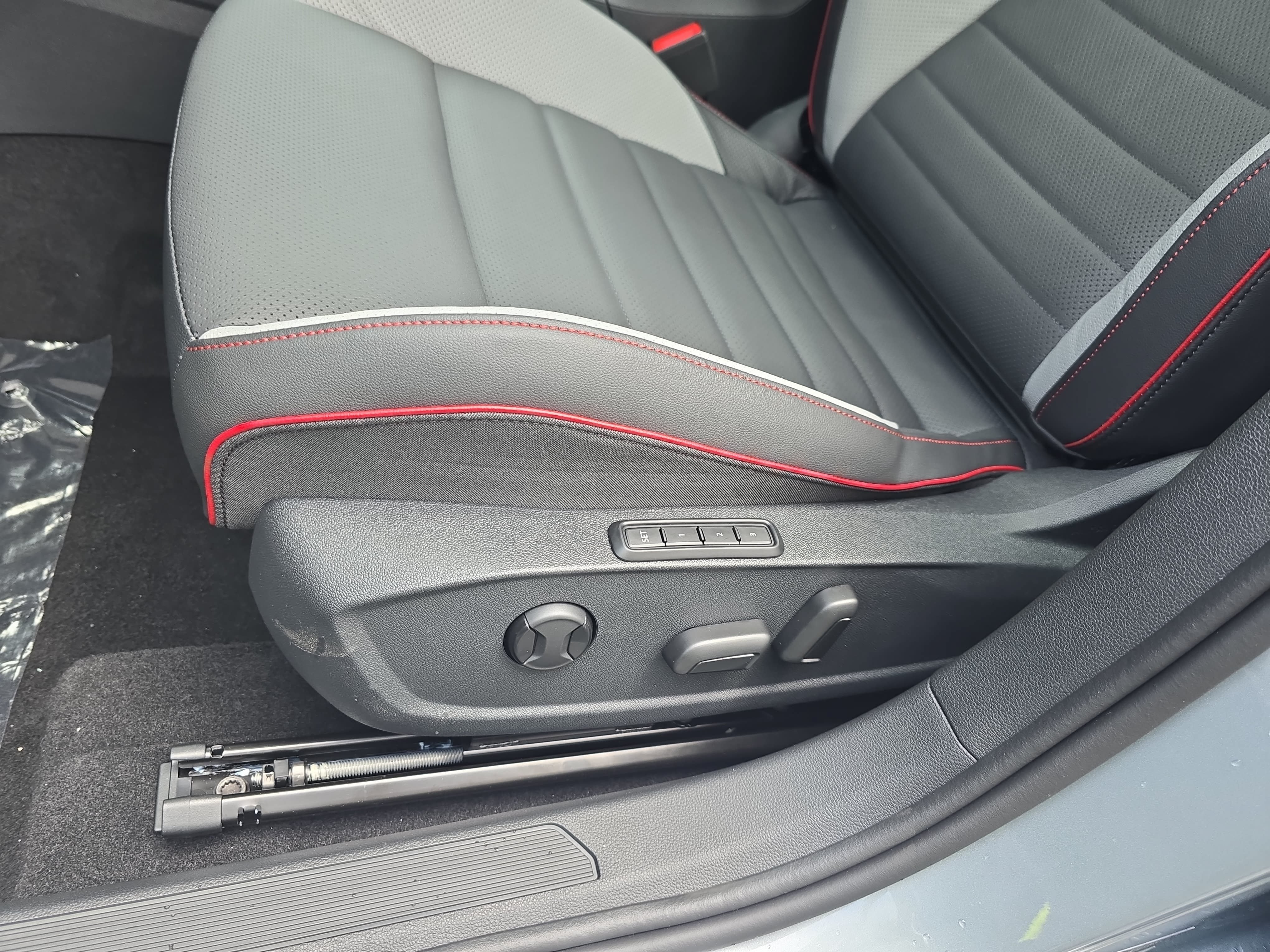 New 2026 Volkswagen GTI Autobahn FWD image 27
