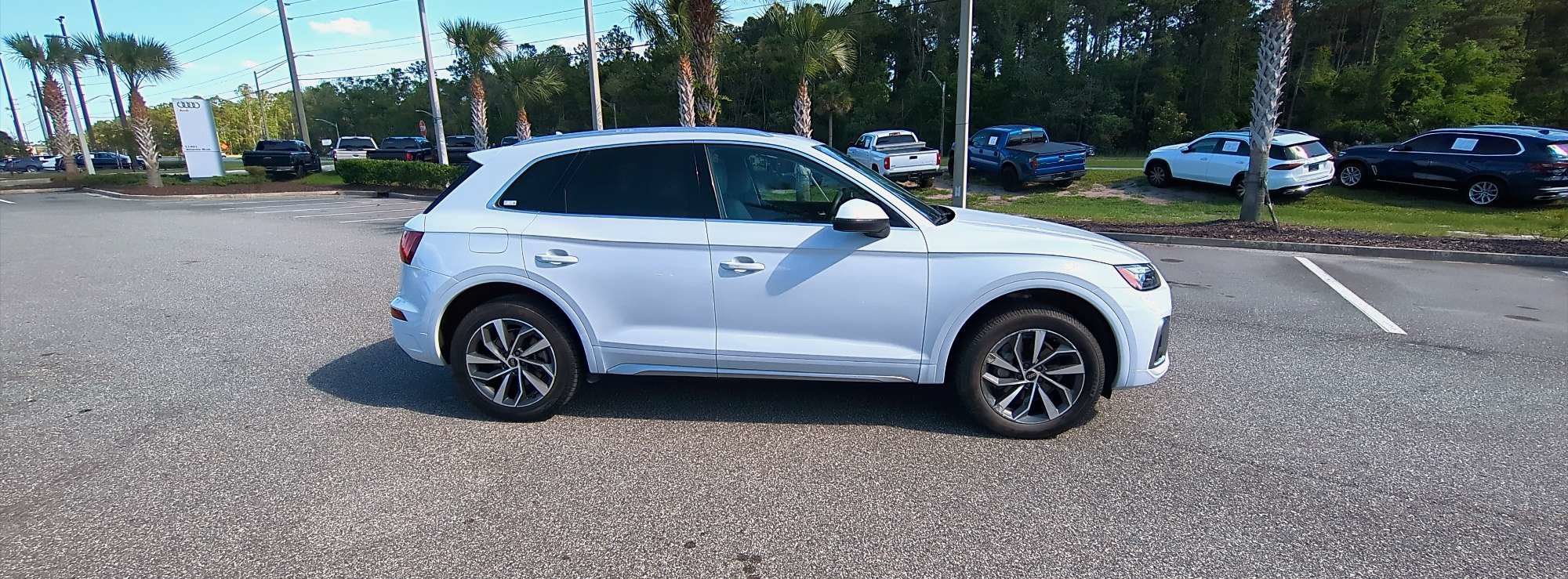 Certified 2023 Audi Q5 2.0T Premium Plus w/ Premium Plus Package AWD/4WD image 35