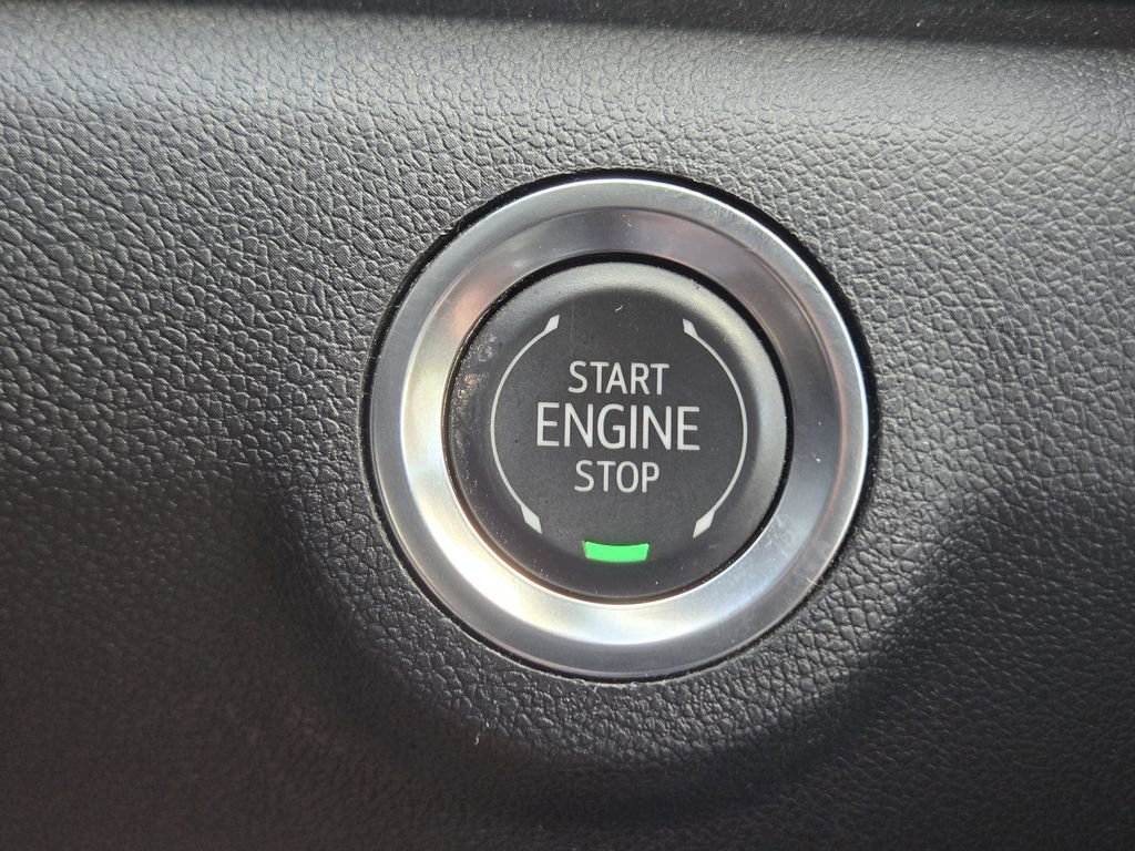 Used 2025 GMC Terrain Elevation FWD image 27