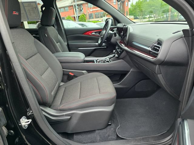 Used 2024 Chevrolet Traverse Z71 AWD/4WD image 44