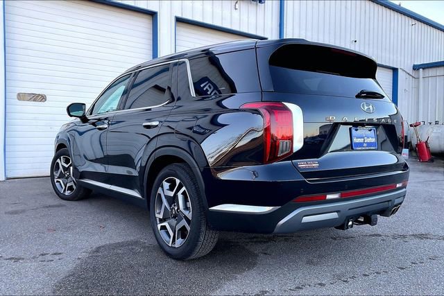 Certified 2025 Hyundai Palisade Limited image 3