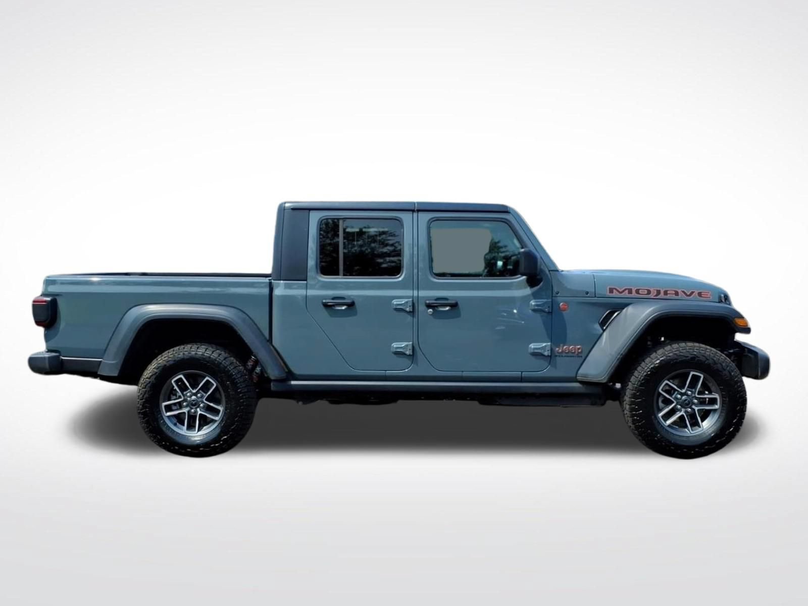 Used 2026 Jeep Gladiator Mojave AWD/4WD image 7