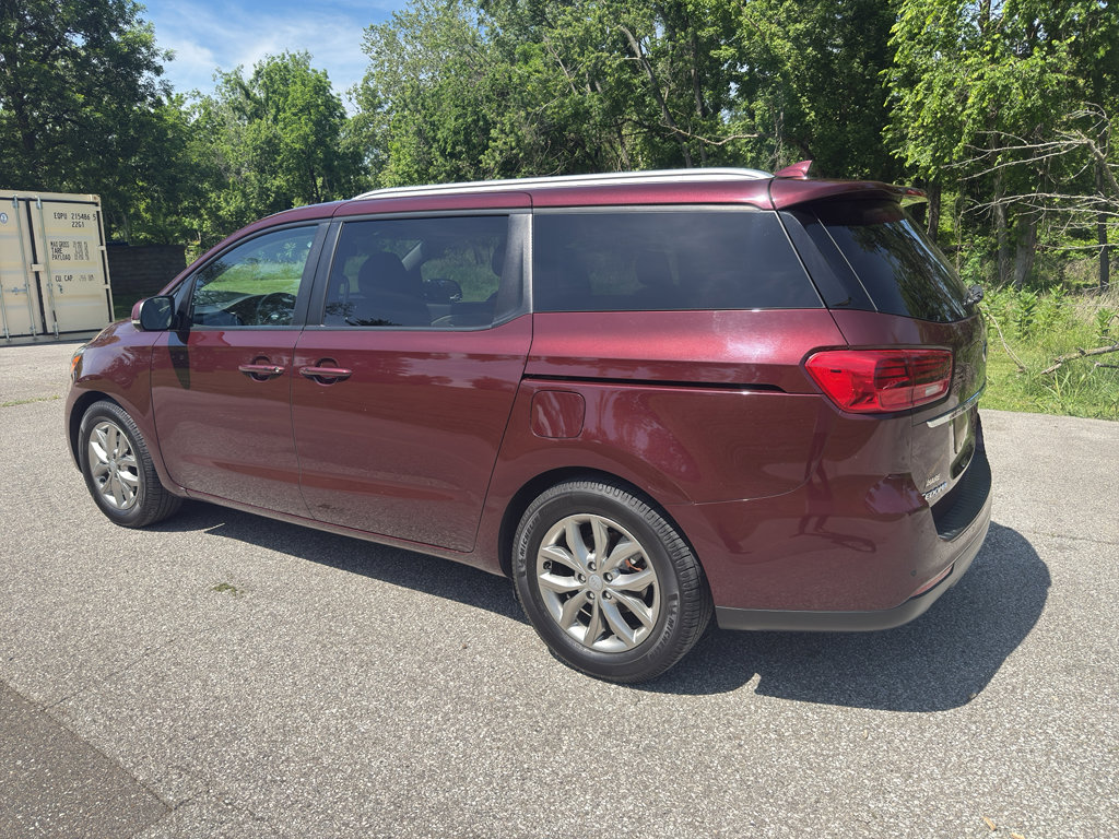 Used 2020 Kia Sedona EX FWD image 3