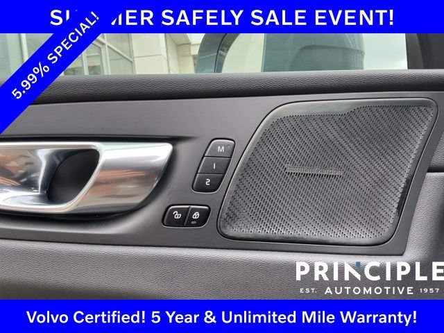 Certified 2025 Volvo XC60 T8 Ultra AWD/4WD image 27