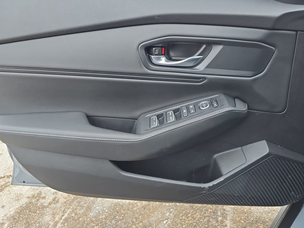 Used 2025 Honda Accord Sport image 22