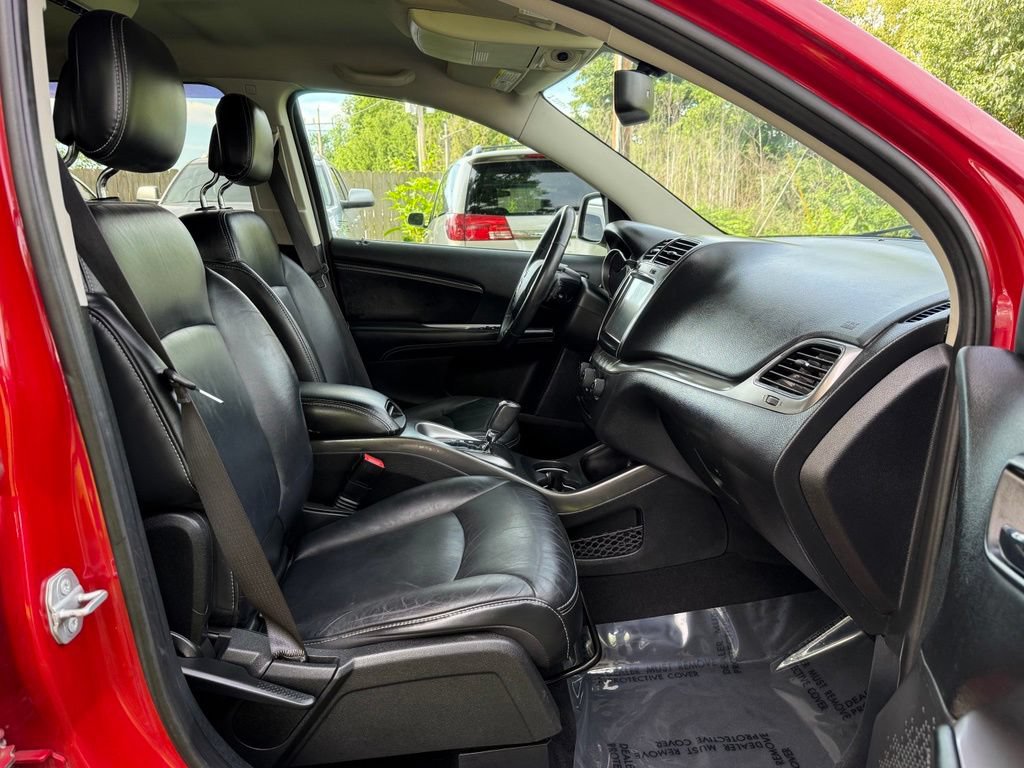 Used 2016 Dodge Journey Crossroad w/ Popular Equipment Group AWD/4WD image 22