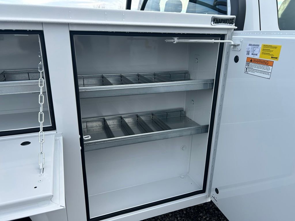 New 2026 Ford F250 XL w/ XL Chrome Package image 11