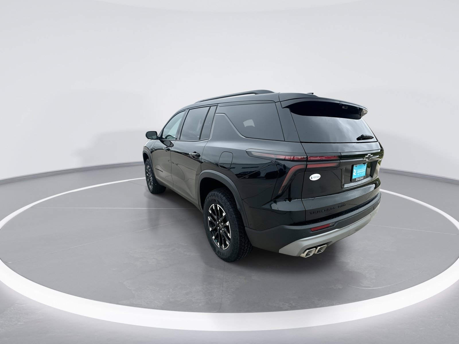 New 2026 Chevrolet Traverse Z71 w/ Enhanced Driving Package AWD/4WD image 6