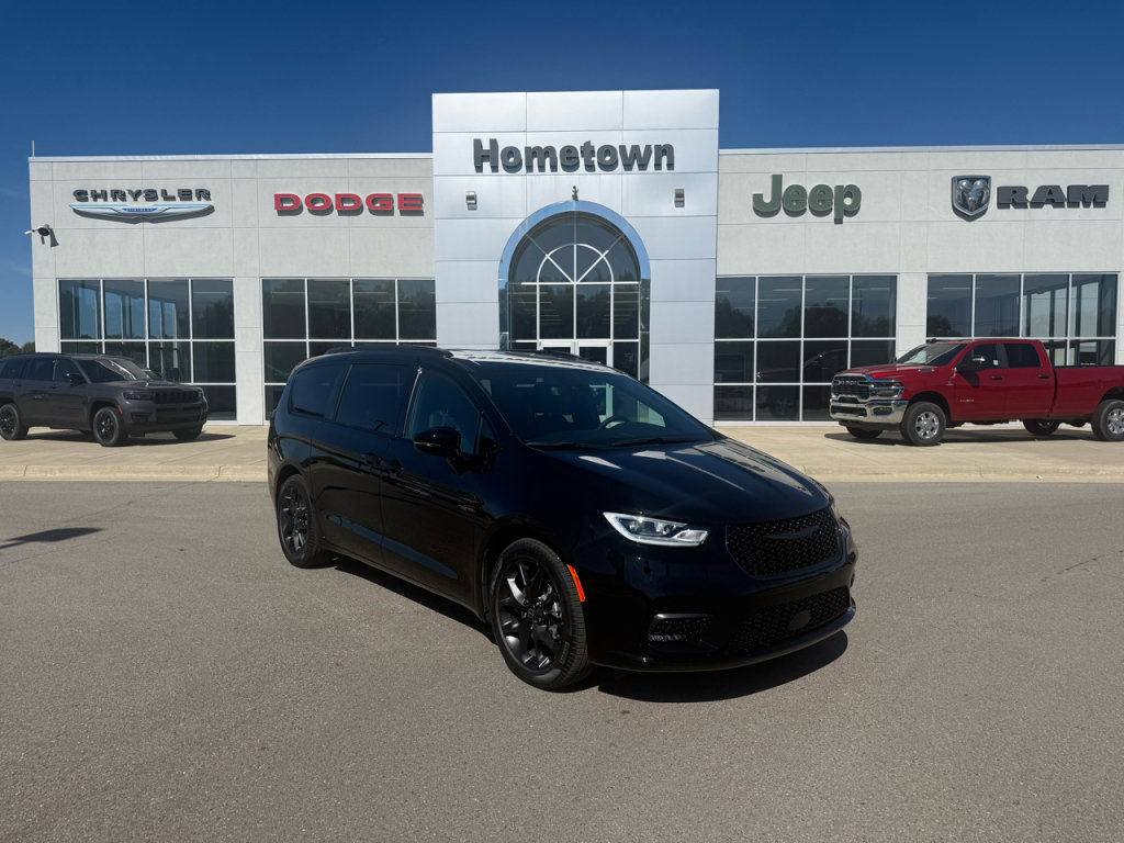 New 2026 Chrysler Pacifica Select video 1