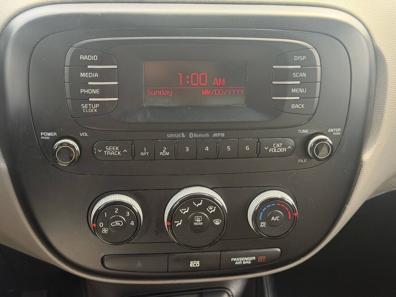 Used 2016 Kia Soul FWD image 26