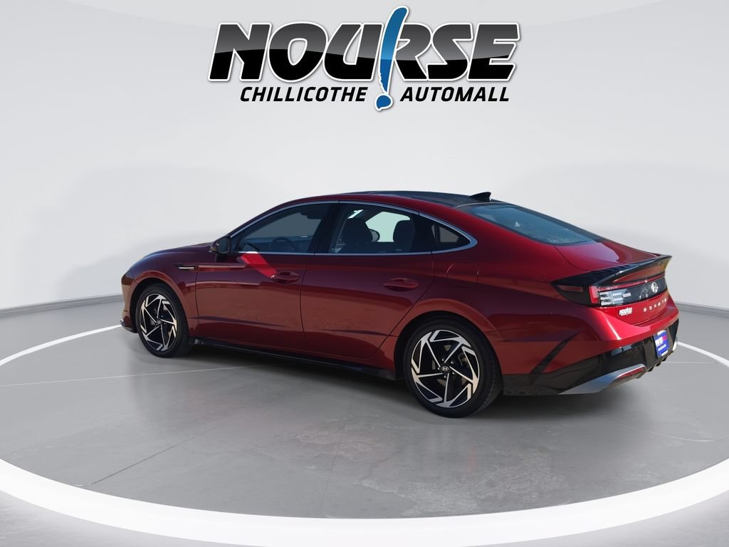 Used 2024 Hyundai Sonata SEL w/ Convenience Package FWD image 6