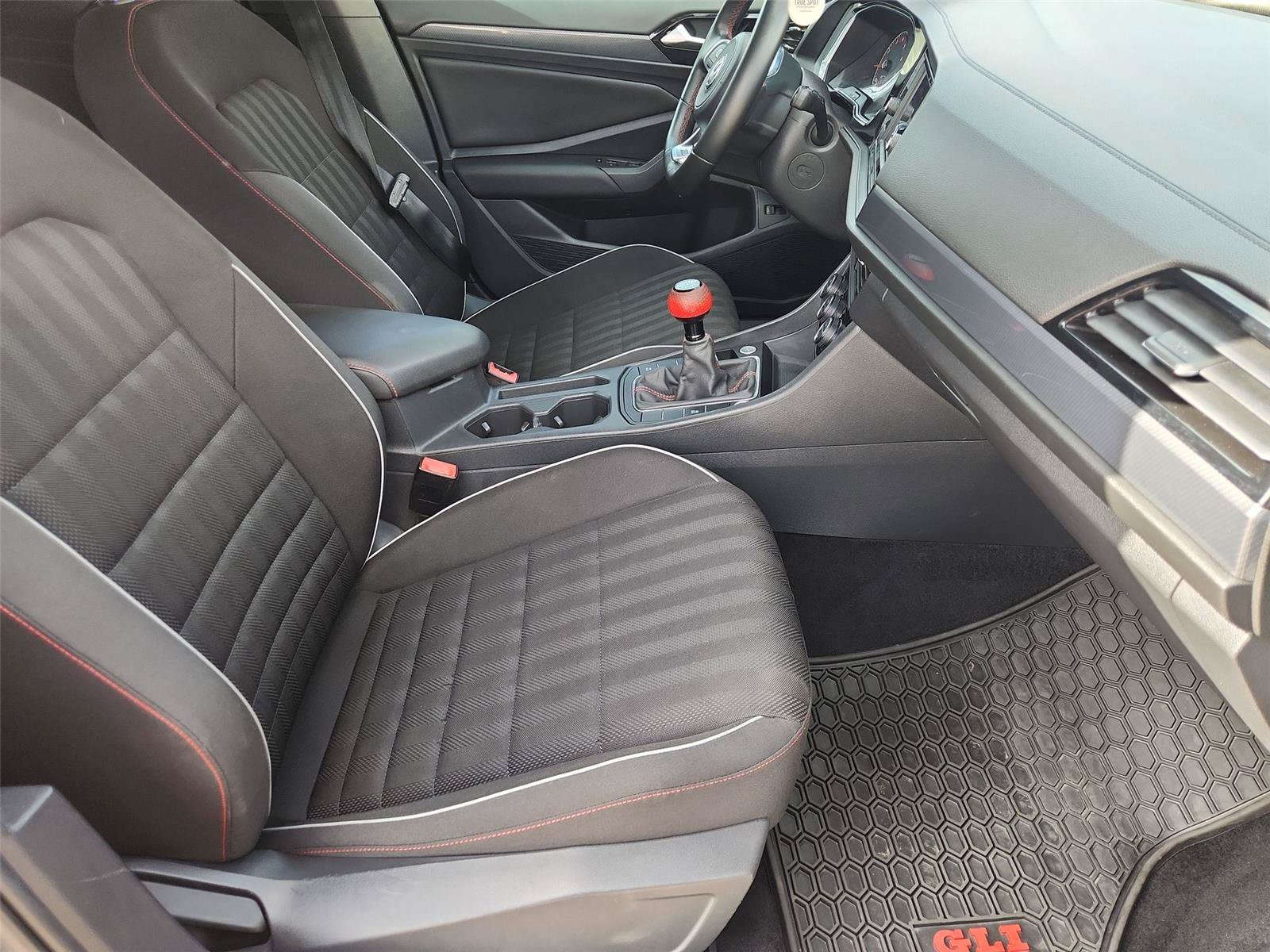Used 2019 Volkswagen Jetta GLI FWD image 25