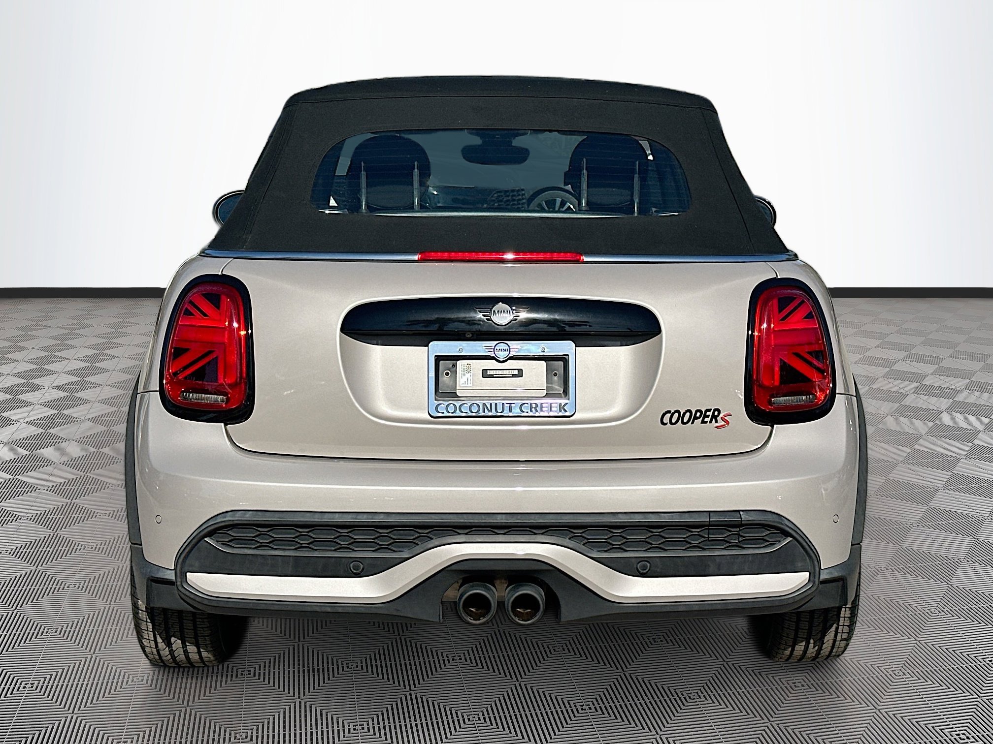 Used 2023 MINI Cooper S image 6