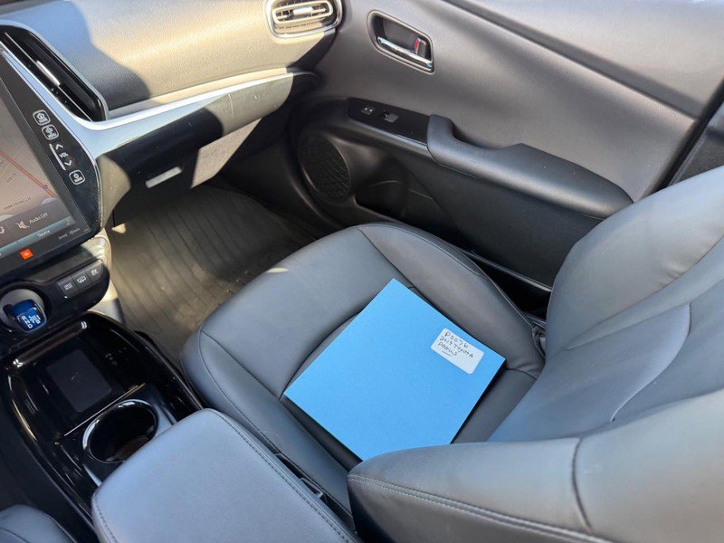 Used 2019 Toyota Prius Prime Advanced image 16