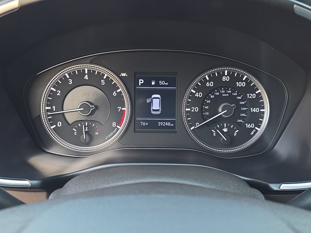 Used 2020 Hyundai Santa Fe SE AWD/4WD image 16