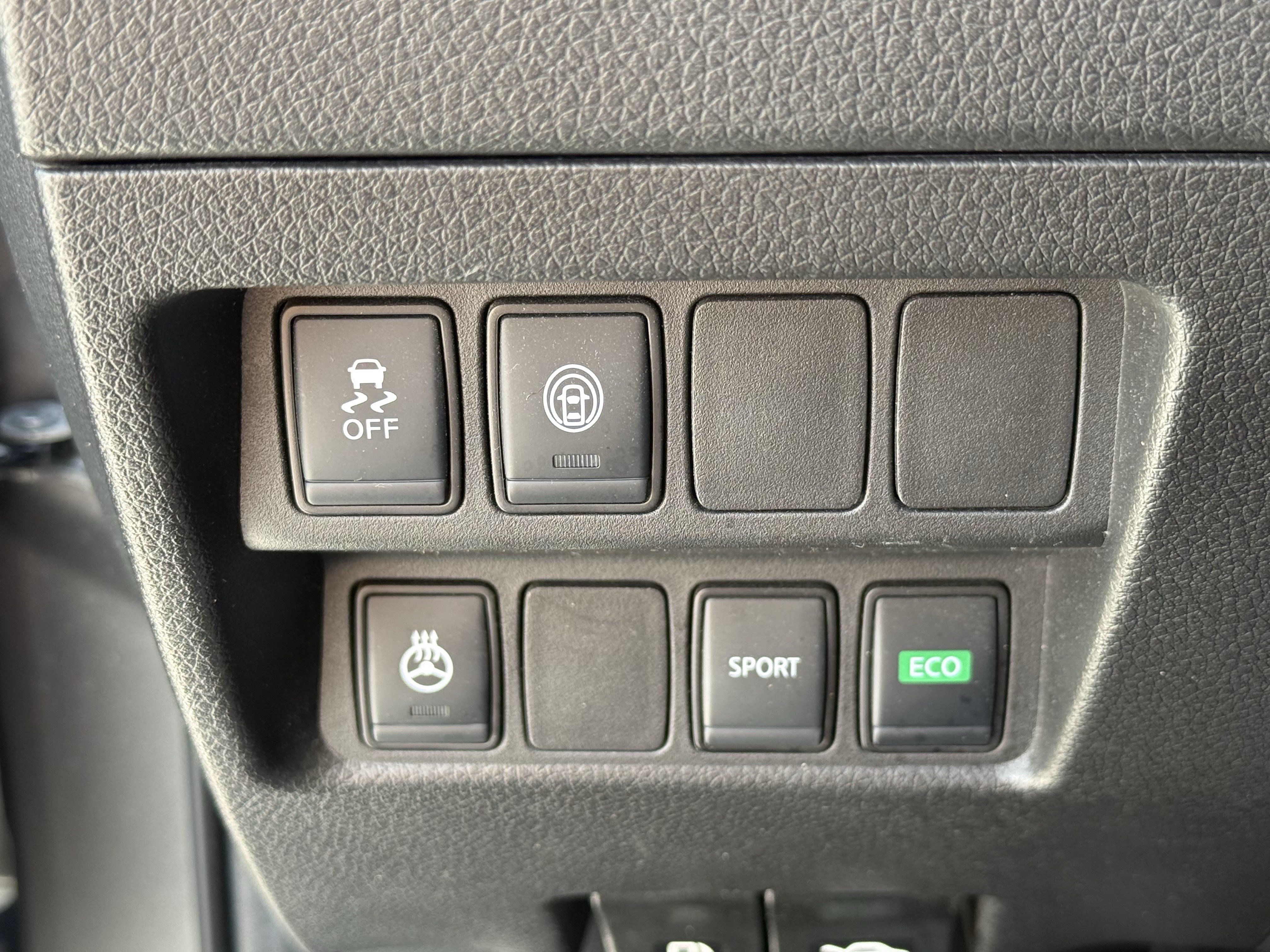 Used 2022 Nissan Rogue Sport SV FWD image 26