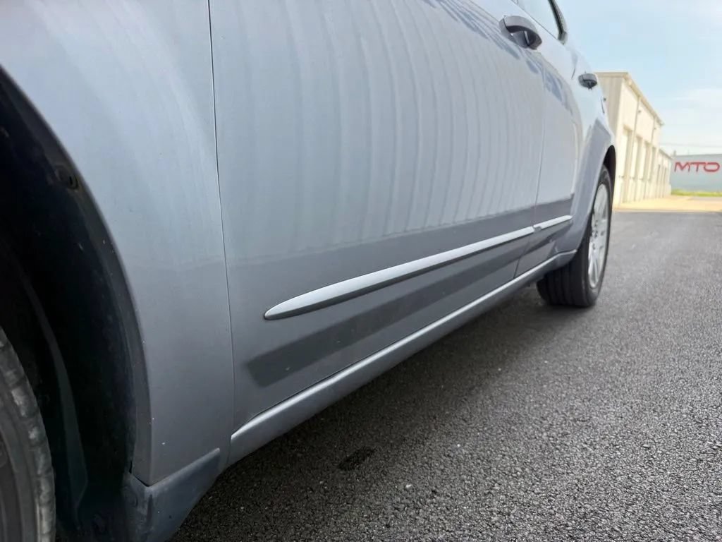 Used 2013 Dodge Avenger SE FWD image 5