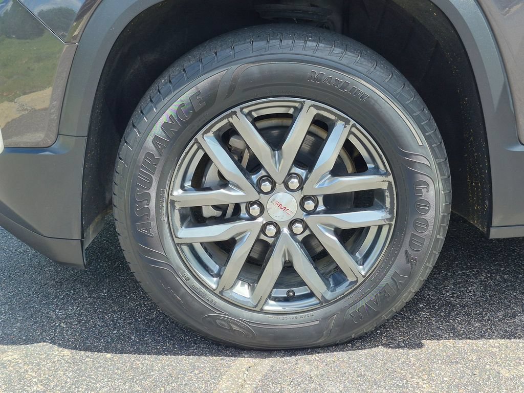 Used 2017 GMC Acadia SLT AWD/4WD image 10