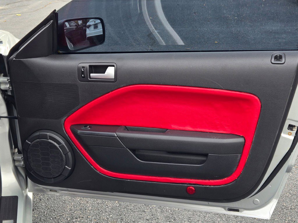 Used 2006 Ford Mustang GT Premium image 5