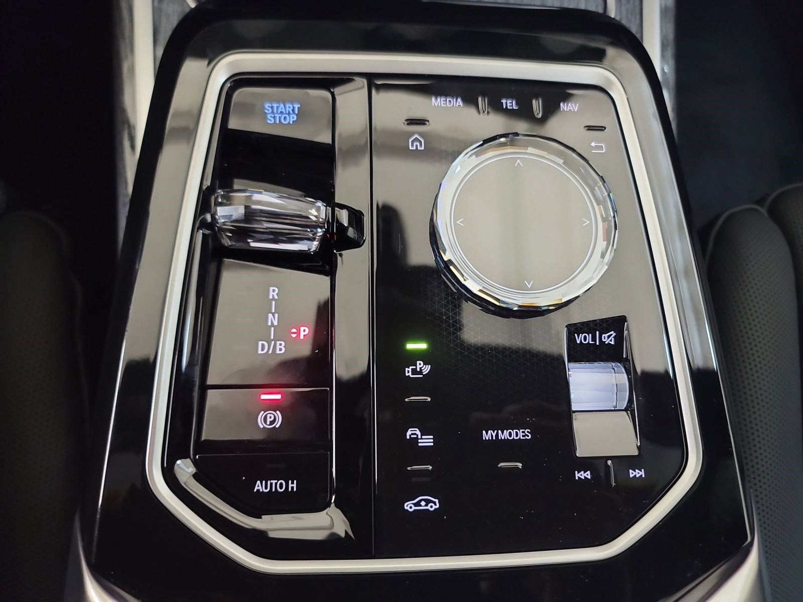 Used 2025 BMW i7 M70 image 17