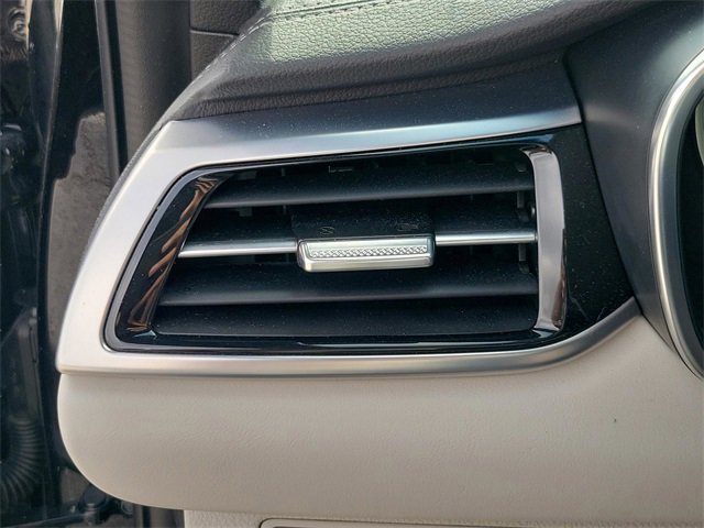 Used 2024 Genesis G70 2.5T image 31