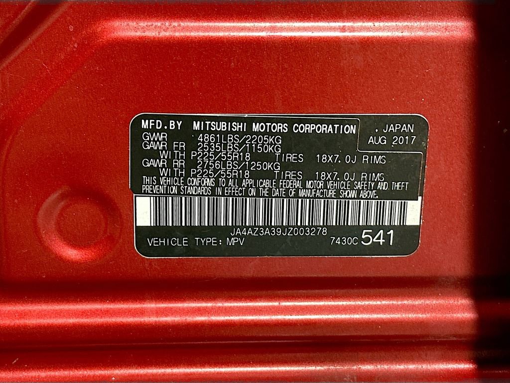 Used 2018 Mitsubishi Outlander SE image 32