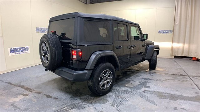 Used 2022 Jeep Wrangler Unlimited Sport image 3