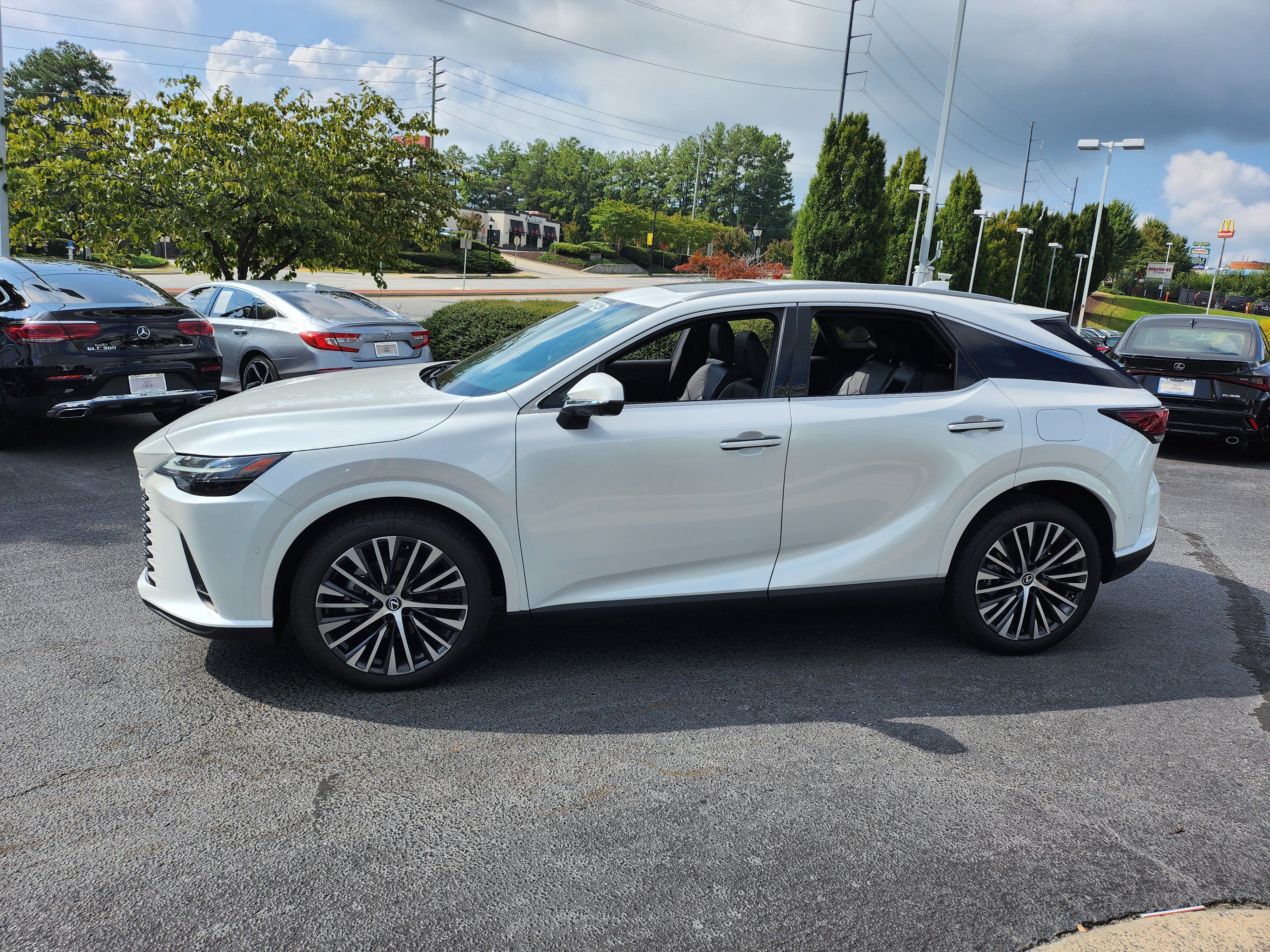 Certified 2024 Lexus RX 350 w/ Convenience Package AWD/4WD image 2