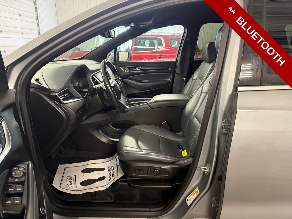 Used 2023 Buick Enclave Essence w/ Sport Touring Edition AWD/4WD image 13