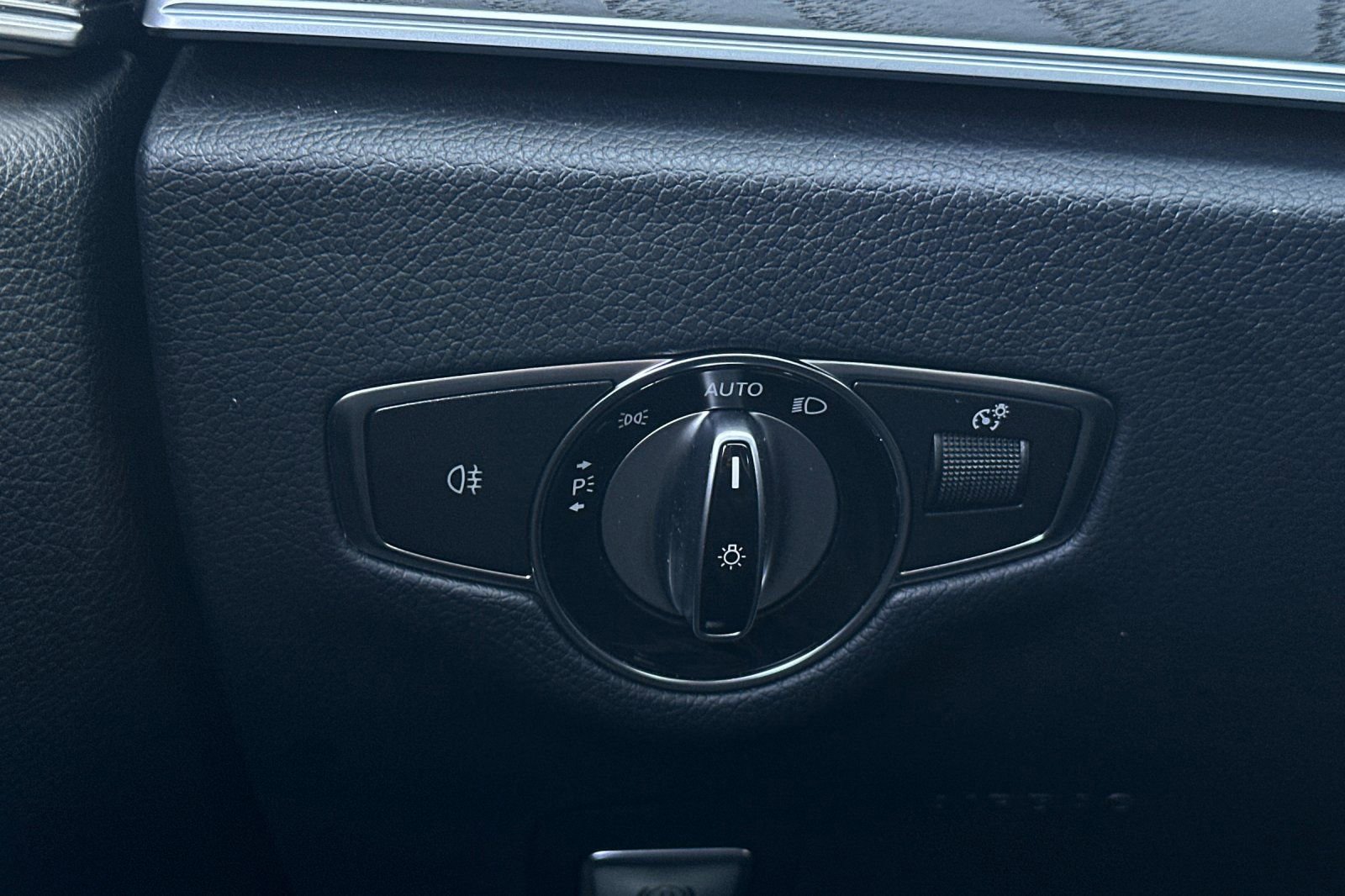 Certified 2022 Mercedes-Benz E 350 Sedan image 34