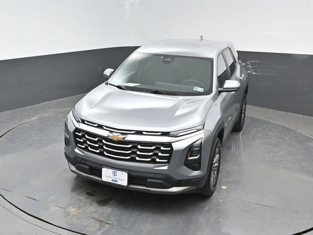 Used 2025 Chevrolet Equinox LT AWD/4WD image 17