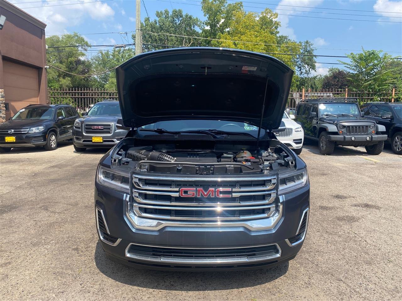 Used 2020 GMC Acadia SLE w/ Driver Convenience Package AWD/4WD image 11